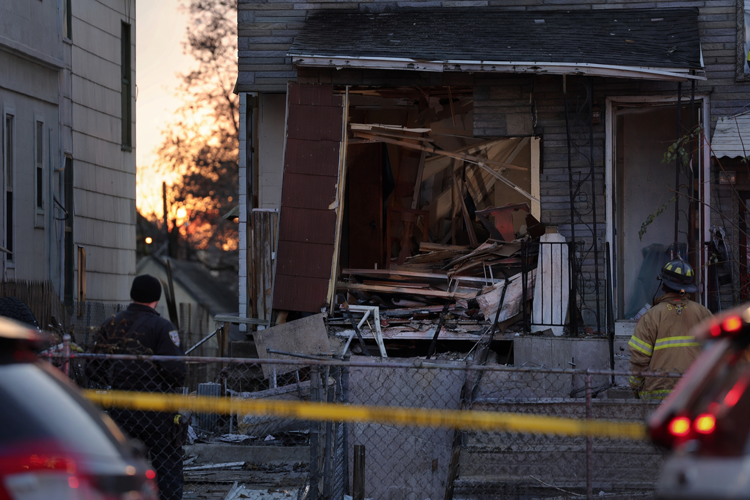 Queens home explosion kills suspected intruder after domestic dispute ...
