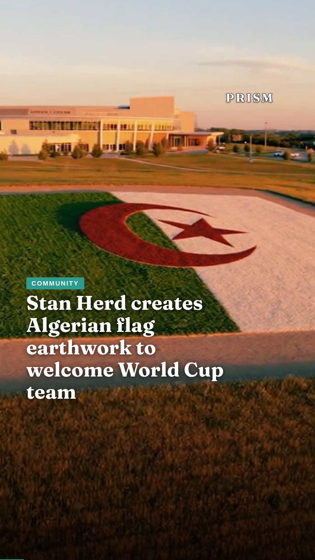 Stan Herd creates Algerian flag earthwork to welcome World Cup team